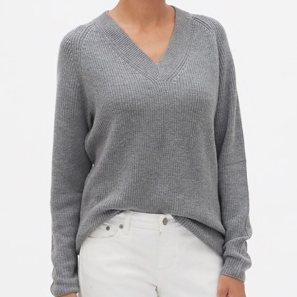 Banana Republic Sweaters - Banana Republic Sweater